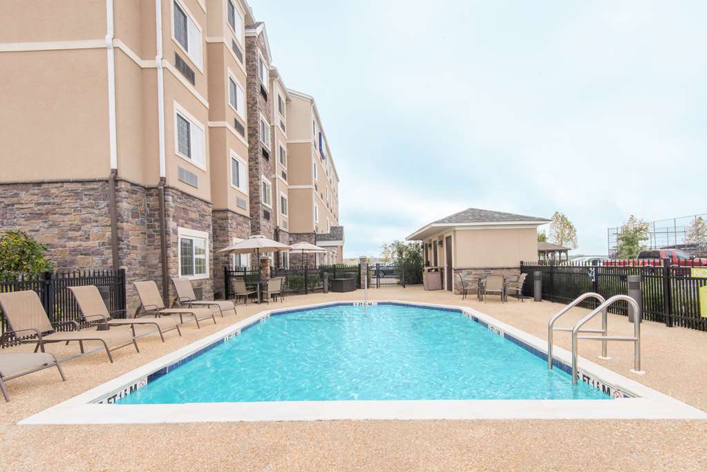 Microtel Inn And Suites By Wyndham Opelika Einrichtungen foto